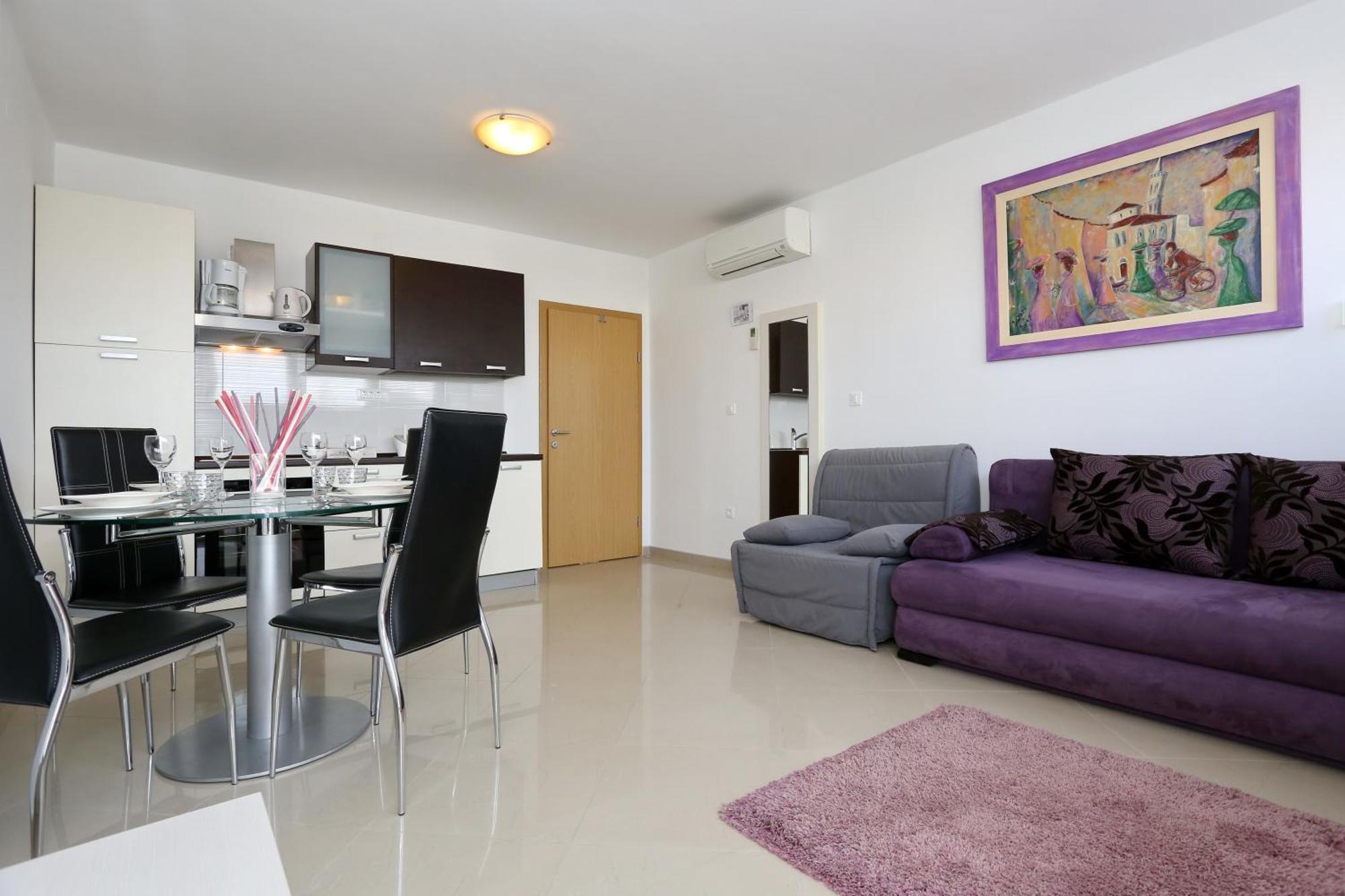Luxury Town Center Apartments ザダル 部屋 写真